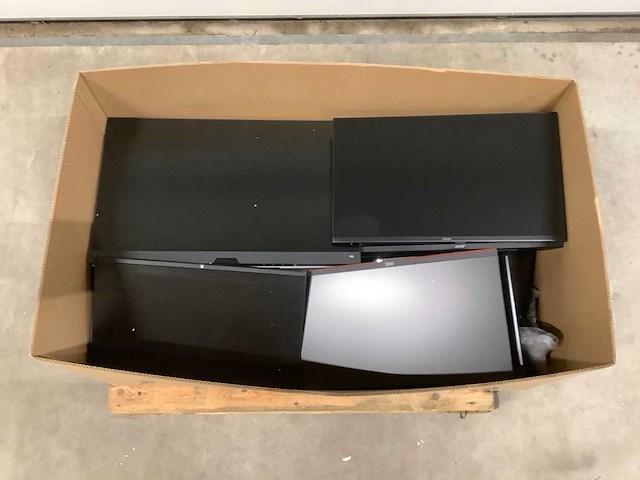 Pallet monitoren - o.a aoc, samsung en benq - 20 stuks - afbeelding 1 van  7