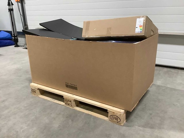 Pallet monitoren - o.a samsung, asus en aoc - 16 stuks - afbeelding 6 van  7