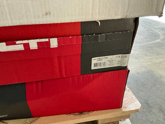 Pallet nagels, schroefbanden en divers bevestingsmateriaal - afbeelding 2 van  20