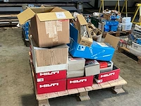 Pallet nagels, schroefbanden en divers bevestingsmateriaal - afbeelding 14 van  20