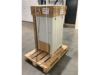 Pallet noodstroomvoorzieningen - retourgoederen - 1 items - afbeelding 3 van  7