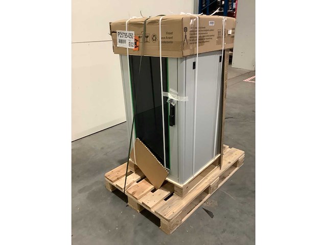 Pallet noodstroomvoorzieningen - retourgoederen - 1 items - afbeelding 4 van  7