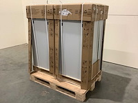 Pallet noodstroomvoorzieningen - retourgoederen - 2 items - afbeelding 1 van  7