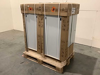 Pallet noodstroomvoorzieningen - retourgoederen - 2 items - afbeelding 1 van  7