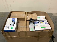 Pallet noodstroomvoorzieningen - retourgoederen - 21 items - afbeelding 3 van  5