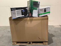 Pallet noodstroomvoorzieningen - retourgoederen - 35 items - afbeelding 2 van  6