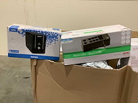 Pallet noodstroomvoorzieningen - retourgoederen - 49 items - afbeelding 3 van  6