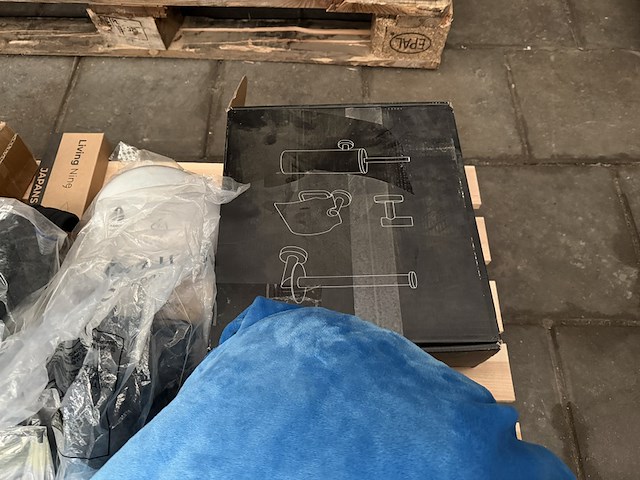 Pallet (online) winkelvoorraad diversen living nine - afbeelding 5 van  6