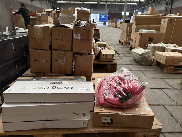 Pallet (online) winkelvoorraad diversen living nine - afbeelding 1 van  5