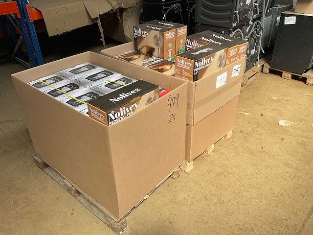 Pallet overstock (2x) - afbeelding 1 van  6
