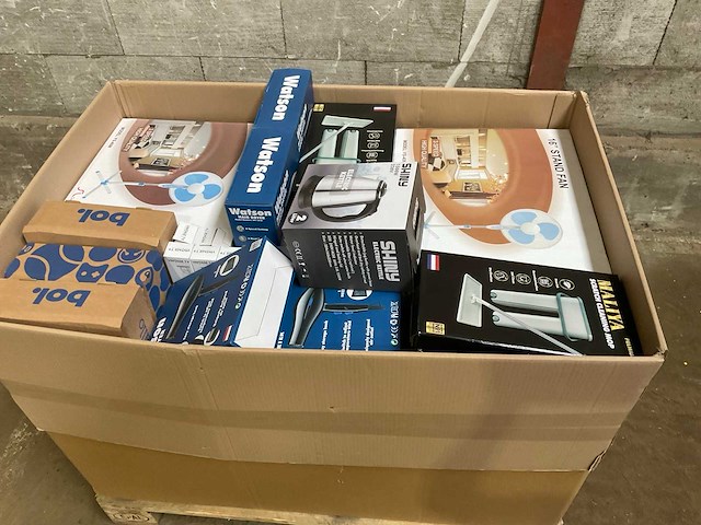 Pallet overstock - afbeelding 1 van  8