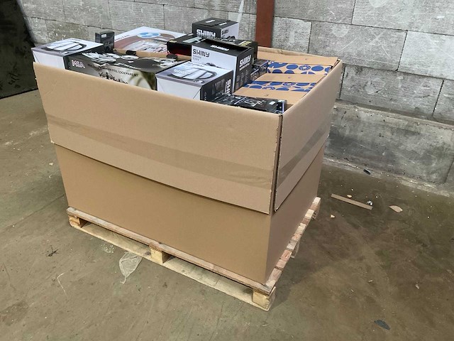 Pallet overstock - afbeelding 2 van  5