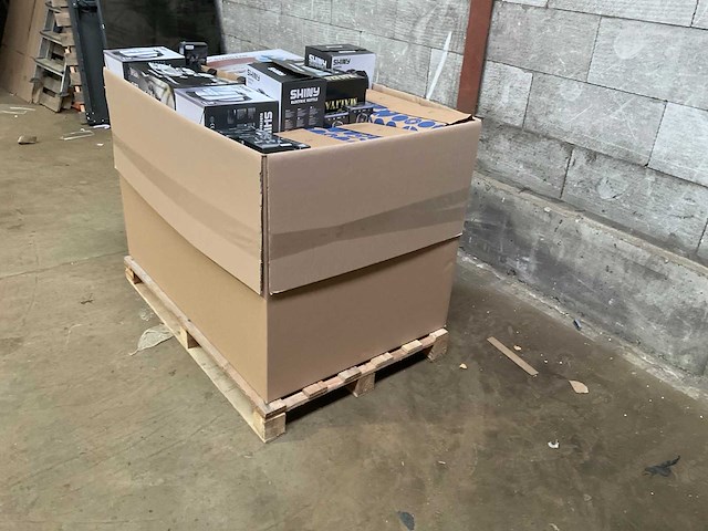 Pallet overstock - afbeelding 5 van  5