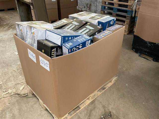 Pallet overstock - afbeelding 2 van  5