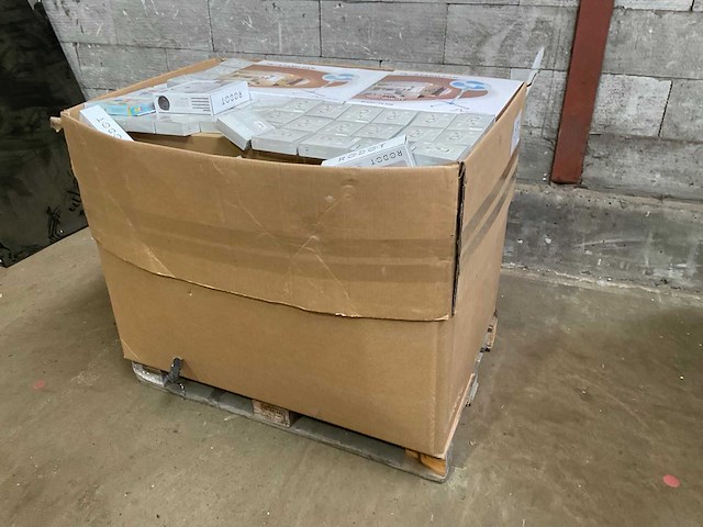 Pallet overstock - afbeelding 2 van  7
