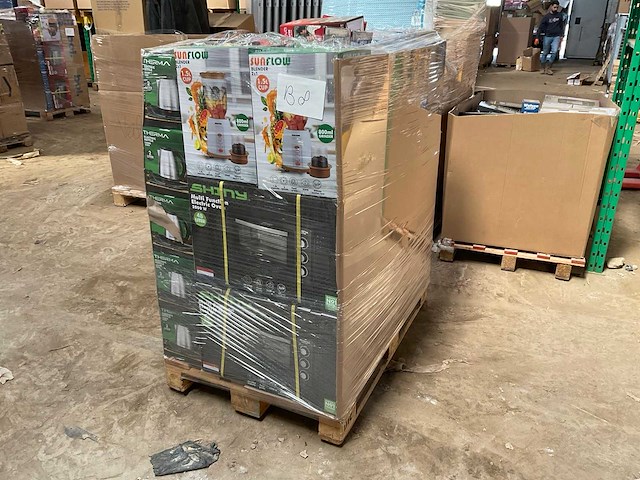 Pallet overstock - afbeelding 1 van  12