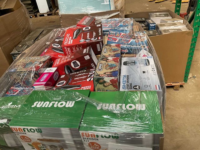 Pallet overstock - afbeelding 10 van  12
