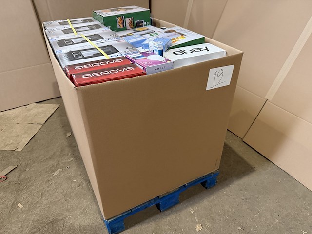 Pallet overstock - afbeelding 3 van  6