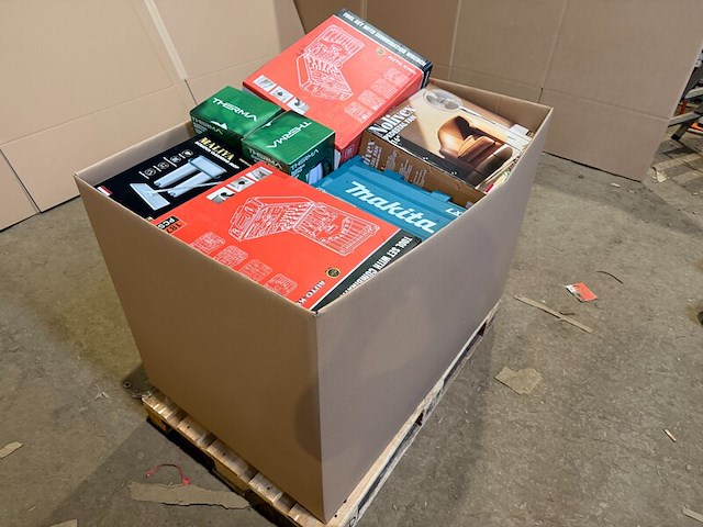 Pallet overstock - afbeelding 6 van  6