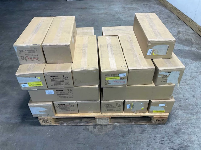 Pallet panasonic - cz-p56hr3 omschakelmodule 5,6 kw - afbeelding 3 van  6