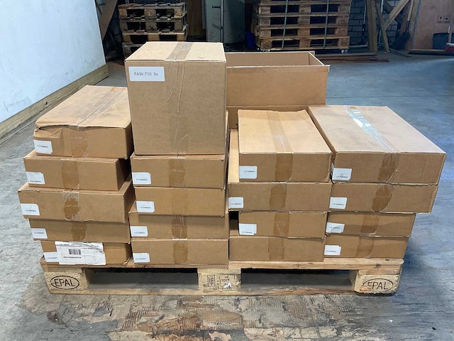 Pallet panasonic vrf - cz-p680bh2 t-stuk - paw-t10 printplaat - afbeelding 3 van  8