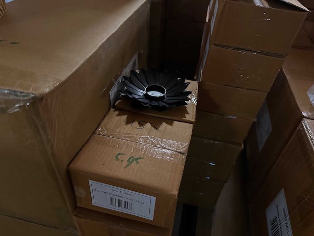 Pallet partij woondecoratie – mix van lampen, vazens & decoratie (partijhandel) - afbeelding 4 van  4