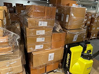 Pallet partij woondecoratie – mix van lampen, vazens & decoratie (partijhandel) - afbeelding 1 van  4