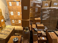 Pallet partij woondecoratie – mix van lampen, vazens & decoratie (partijhandel) - afbeelding 5 van  6