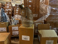 Pallet partij woondecoratie – mix van lampen, vazens & decoratie (partijhandel) - afbeelding 4 van  5