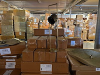 Pallet partij woondecoratie – mix van lampen, vazens & decoratie (partijhandel) - afbeelding 3 van  6