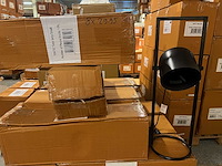 Pallet partij woondecoratie – mix van lampen, vazens & decoratie (partijhandel) - afbeelding 3 van  4