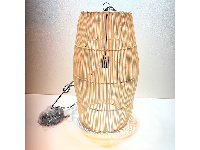 Pallet partij woondecoratie – mix van lampen, vazens & decoratie (partijhandel) - afbeelding 5 van  35