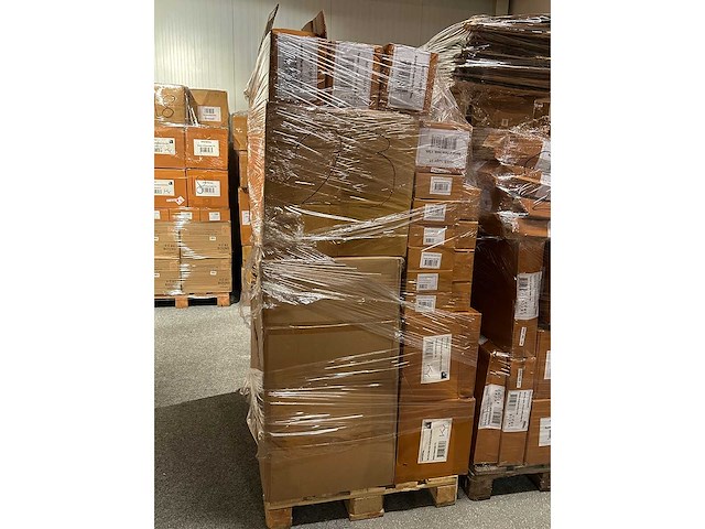 Pallet partij woondecoratie – mix van lampen, vazens & decoratie (partijhandel) - afbeelding 2 van  7