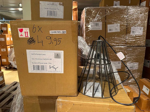 Pallet partij woondecoratie – mix van lampen, vazens & decoratie (partijhandel) - afbeelding 3 van  4