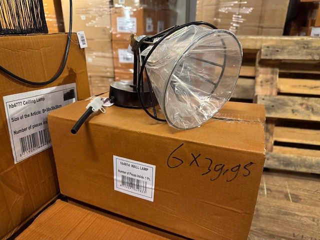 Pallet partij woondecoratie – mix van lampen, vazens & decoratie (partijhandel) - afbeelding 4 van  8