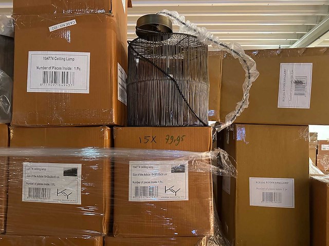 Pallet partij woondecoratie – mix van lampen, vazens & decoratie (partijhandel) - afbeelding 2 van  3