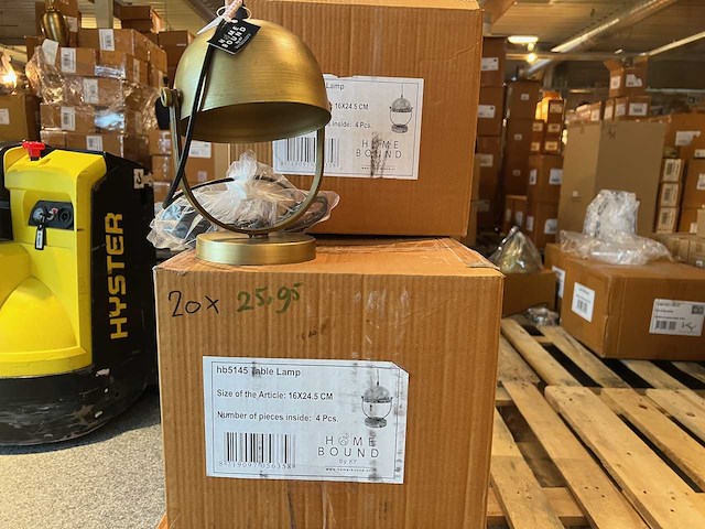 Pallet partij woondecoratie – mix van lampen, vazens & decoratie (partijhandel) - afbeelding 1 van  5