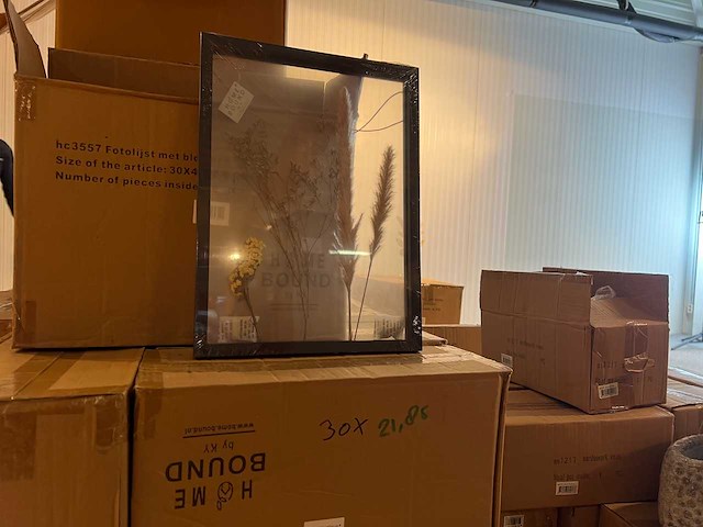 Pallet partij woondecoratie – mix van lampen, vazens & decoratie (partijhandel) - afbeelding 1 van  6