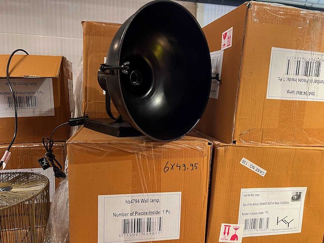 Pallet partij woondecoratie – mix van lampen, vazens & decoratie (partijhandel) - afbeelding 4 van  6