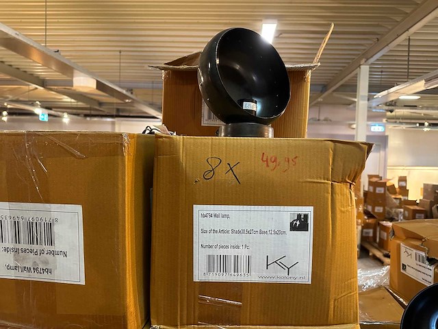 Pallet partij woondecoratie – mix van lampen, vazens & decoratie (partijhandel) - afbeelding 3 van  6