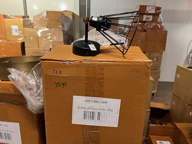 Pallet partij woondecoratie – mix van lampen, vazens & decoratie (partijhandel) - afbeelding 3 van  4