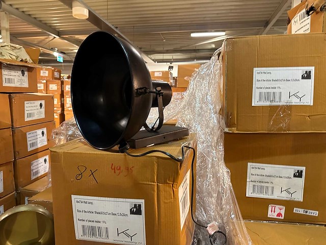 Pallet partij woondecoratie – mix van lampen, vazens & decoratie (partijhandel) - afbeelding 1 van  2