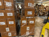 Pallet partij woondecoratie – mix van lampen, vazens & decoratie (partijhandel) - afbeelding 1 van  5