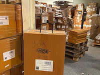 Pallet partij woondecoratie – mix van lampen, vazens & decoratie (partijhandel) - afbeelding 2 van  5