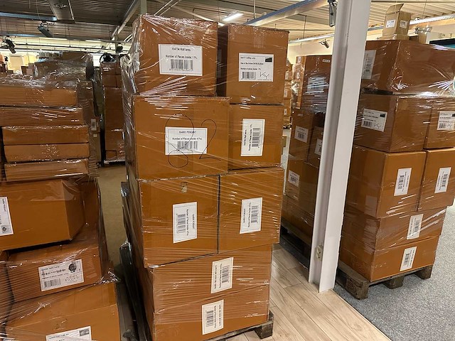 Pallet partij woondecoratie – mix van lampen, vazens & decoratie (partijhandel) - afbeelding 1 van  6