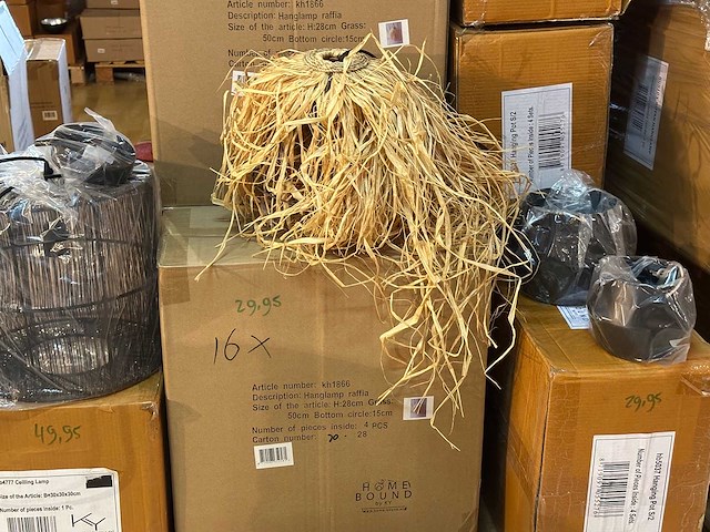 Pallet partij woondecoratie – mix van lampen, vazens & decoratie (partijhandel) - afbeelding 2 van  3