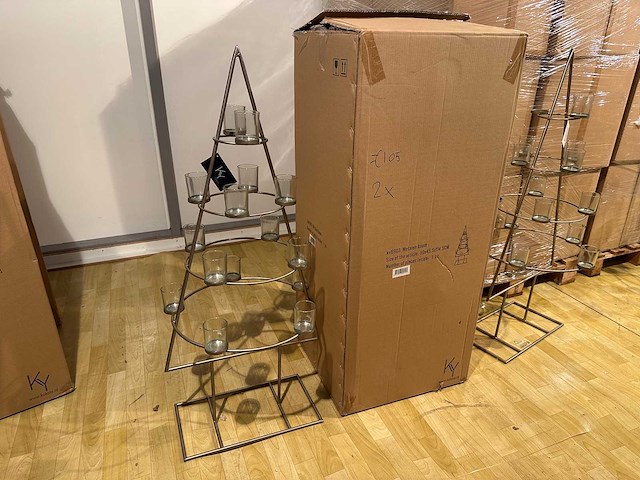 Pallet partij woondecoratie – mix van lampen, vazens & decoratie (partijhandel) - afbeelding 1 van  4