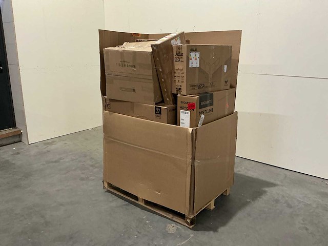 Pallet pc schermen / monitors retourgoederen - 14 items - afbeelding 1 van  9