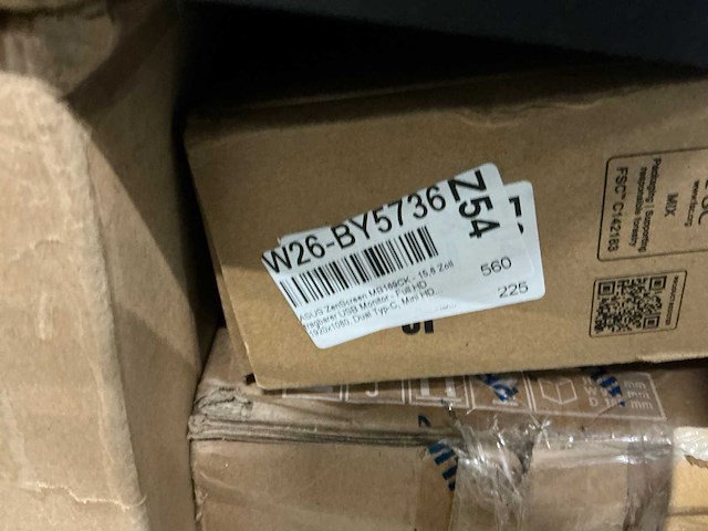 Pallet pc schermen / monitors retourgoederen - 15 items - afbeelding 3 van  8