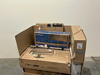 Pallet pc schermen / monitors retourgoederen - 16 items - afbeelding 2 van  6